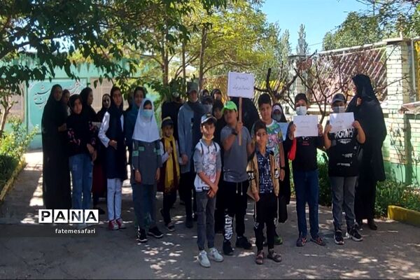 برگزاری همایش پیاده‌روی به مناسبت هفته دولت در  شهرستان فیروزکوه