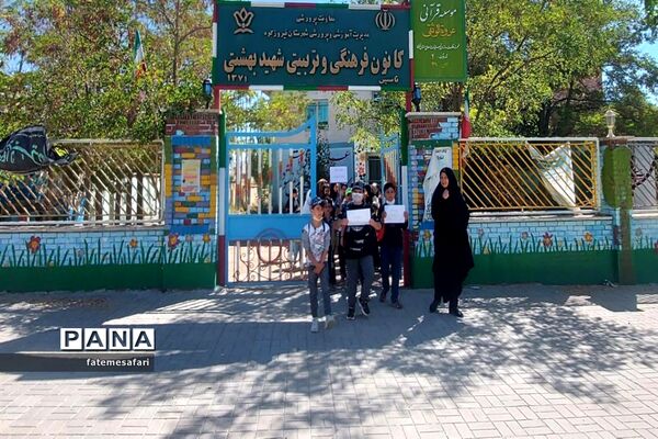 برگزاری همایش پیاده‌روی به مناسبت هفته دولت در  شهرستان فیروزکوه