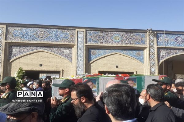 تشییع پیکر مطهر دو شهید امنیت در شیراز