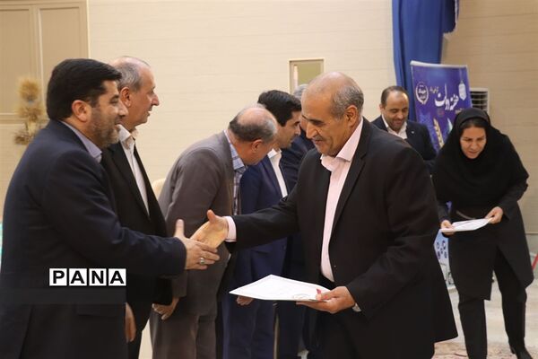 نشست مطبوعاتی مدیرکل جهاد کشاورزی آذربایجان شرقی با اصحاب رسانه