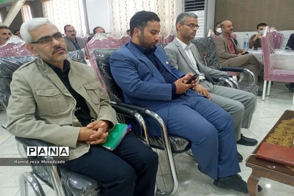 حضور پر شور مدیران مدارس در همایش تحول بنیادین