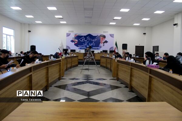 چهارمین دوره آموزشی قرارگاه رسانه جهاد تبیین در شهرستان پردیس