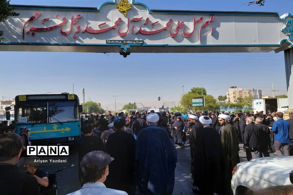 تشییع و تدفین دو شهید جوان امنیت در شیراز