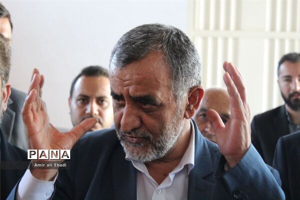 بازدید وزیر ورزش و جوانان از سالن امام رضا(ع) سورک