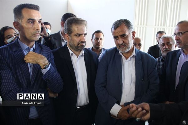 بازدید وزیر ورزش و جوانان از سالن امام رضا(ع) سورک