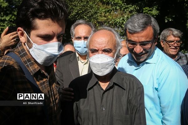 مراسم تشییع پیکر هوشنگ ابتهاج