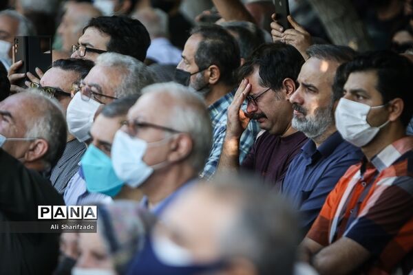 مراسم تشییع پیکر هوشنگ ابتهاج
