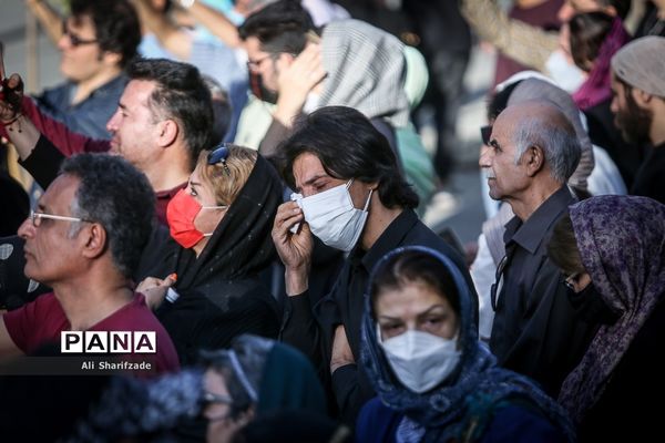 مراسم تشییع پیکر هوشنگ ابتهاج