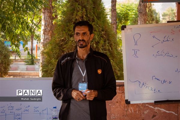 کارگاه‌های آموزشی دومین روز اردوی قطبی اعضای سازمان دانش‌آموزی