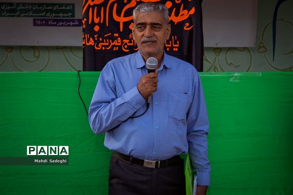 صبحگاه دومین روز اردوی قطبی اعضای سازمان دانش‌آموزی