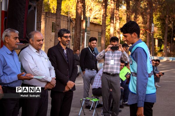 صبحگاه دومین روز اردوی قطبی اعضای سازمان دانش‌آموزی
