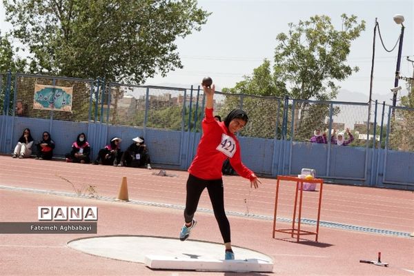 برگزاری روز سوم مسابقات دانش‌آموزی دختر سراسر کشور در شهرکرد