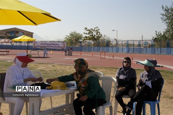 برگزاری روز سوم مسابقات دانش‌آموزی دختر سراسر کشور در شهرکرد