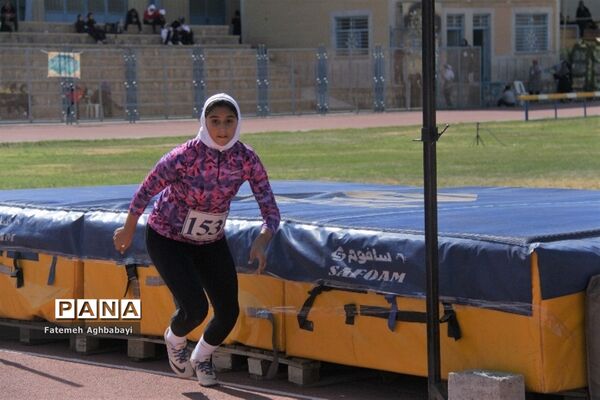 برگزاری روز سوم مسابقات دانش‌آموزی دختر سراسر کشور در شهرکرد