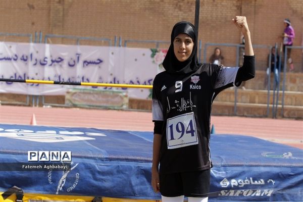 برگزاری روز سوم مسابقات دانش‌آموزی دختر سراسر کشور در شهرکرد