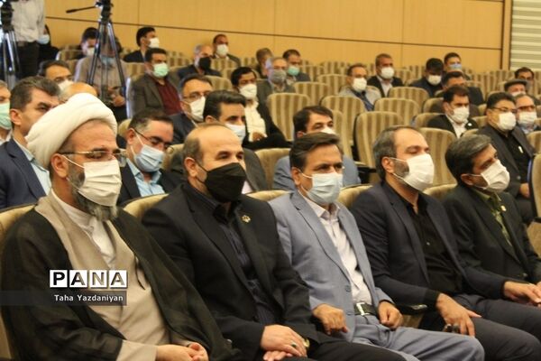 سفر وزیر بهداشت به سمنان