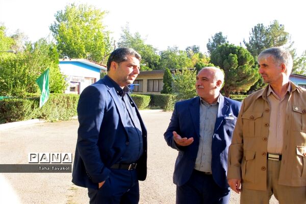 بازدید معاون پرورشی و فرهنگی اداره‌کل شهرستان‌های تهران از اردوی قطبی اعضای سازمان دانش‌آموزی