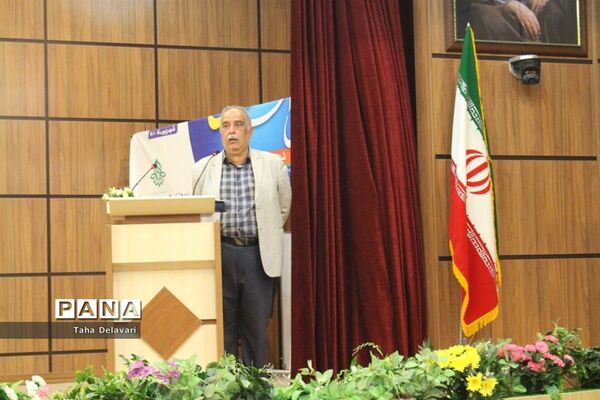 برگزاری دوره آموزش خبرنویسی در اردوی قطبی اعضای سازمان دانش‌آموزی