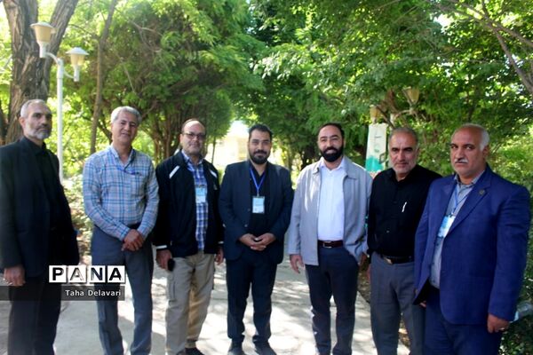 بازدید قائم مقام معاون وزیر در سازمان دانش‌آموزی از اردوی قطبی اعضای سازمان دانش‌آموزی
