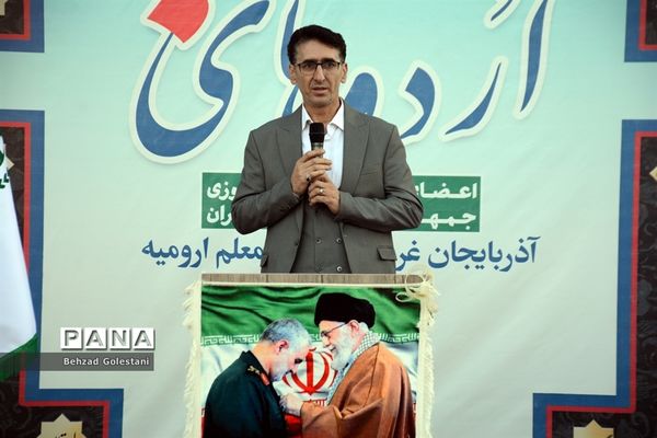 آیین افتتاحیه قطب 5 اردوهای قطبی اعضای سازمان دانش آموزی در ارومیه