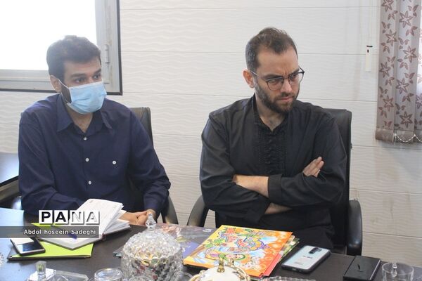 نشست تخصصی نمایندگان مدارس راهیان کوثر بوشهر