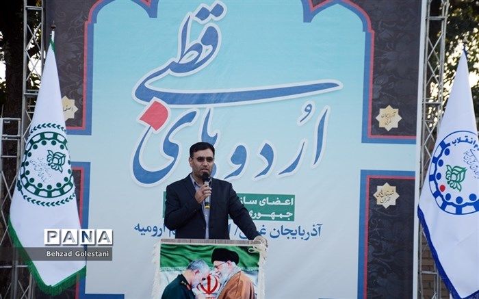 اردوى قطبى دانش‌‌آموزان شور و نشاط در فعالیت هاى تابستانی ایجاد کرده است