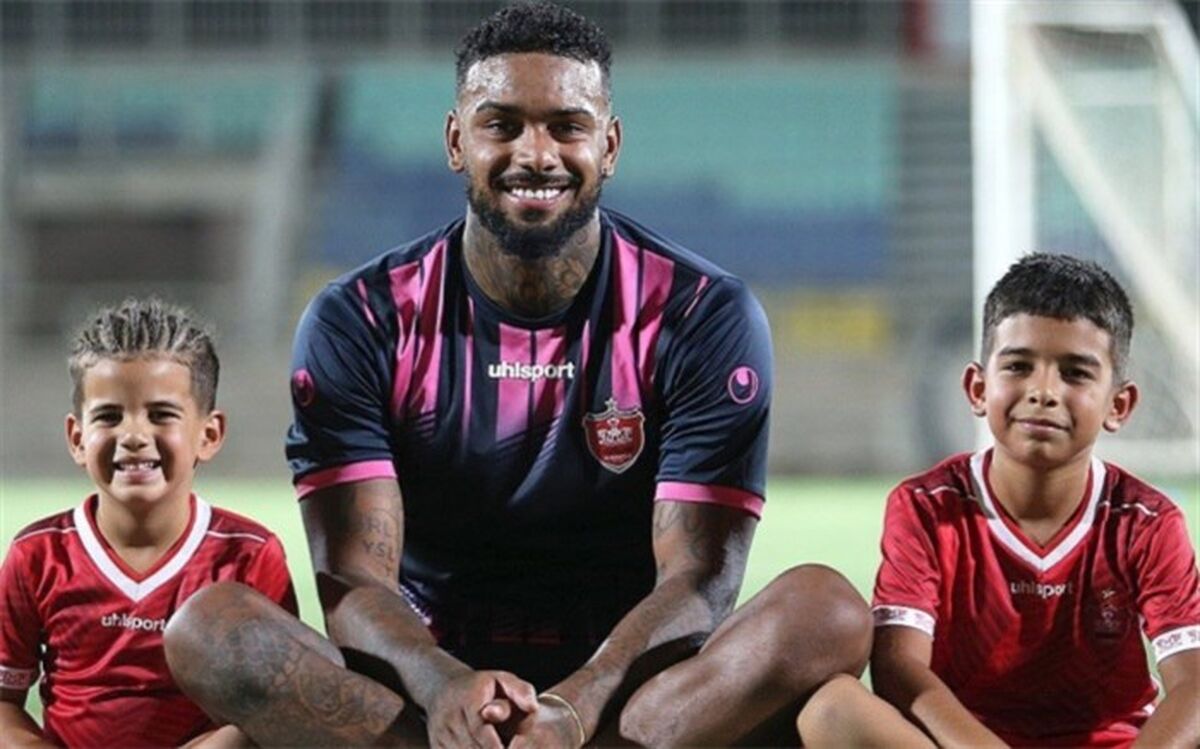 آخرین وضعیت مهاجم هلندی پرسپولیس برای قرار گرفتن در ترکیب سرخ‌ها