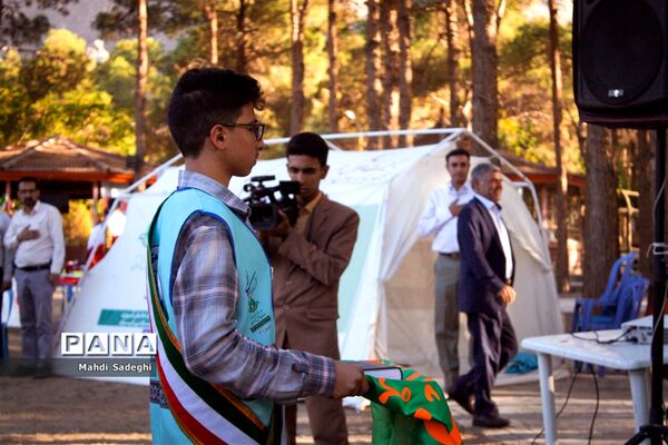 اختتامیه اردوی قطبی دانش‌آموزان عضو سازمان دانش‌آموزی