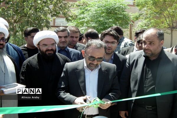 کلنگ‌زنی طرح نهضت ملی مسکن در کاشمر