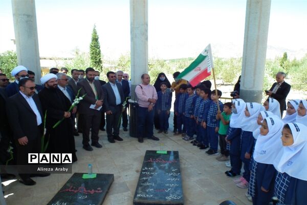 کلنگ‌زنی طرح نهضت ملی مسکن در کاشمر