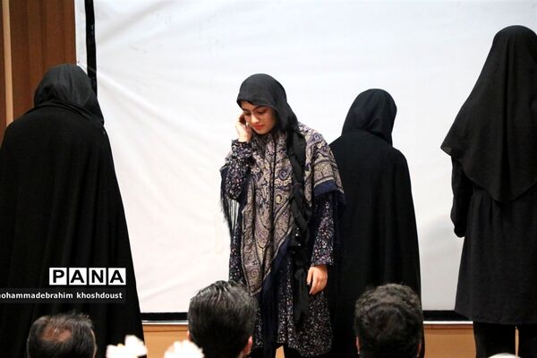جلسه هم‌اندیشی روابط عمومی‌های قطب شهید برونسی به‌مناسبت هفته دولت