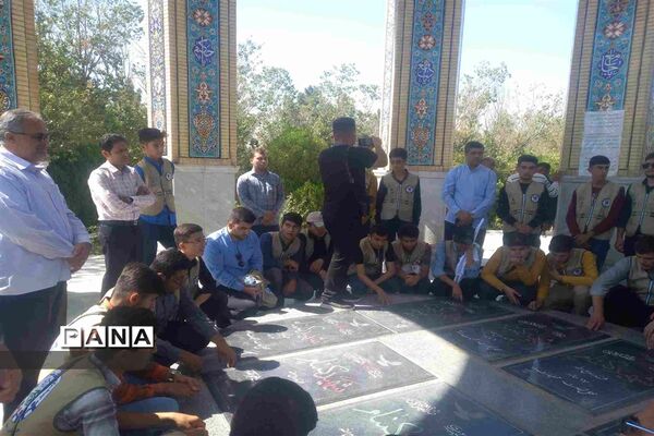 دانش‌آموزان اعضای سازمان دانش‌آموزی آذربایجان شرقی در اردوی قطبی