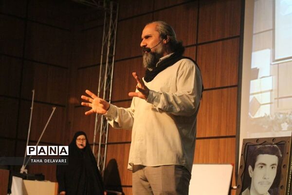 نشست جهاد تبیین در اردوی قطبی اعضای سازمان دانش‌آموزی در اردوگاه دماوند