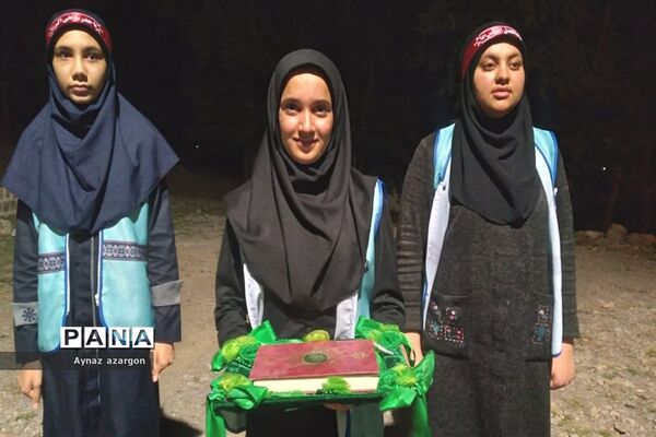 محفل شهدایی با حضور مسئولان در اردوگاه شیرآباد گلستان