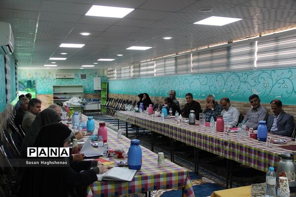 جلسه نمایندگان شورای موسسان مدارس غیردولتی شهرستان‌های استان تهران