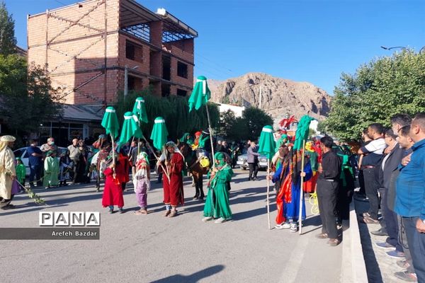 حرکت نمادین ورود اسرای مظلوم کربلا به شهر شام