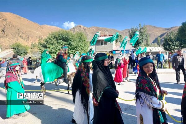 حرکت نمادین ورود اسرای مظلوم کربلا به شهر شام