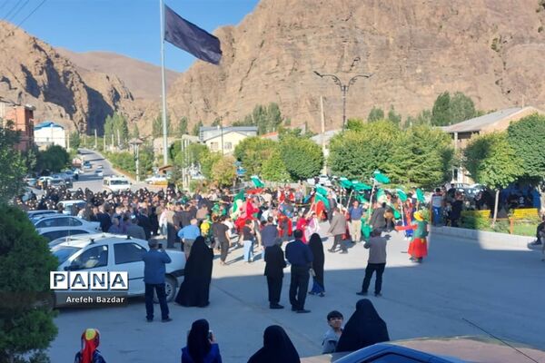 حرکت نمادین ورود اسرای مظلوم کربلا به شهر شام