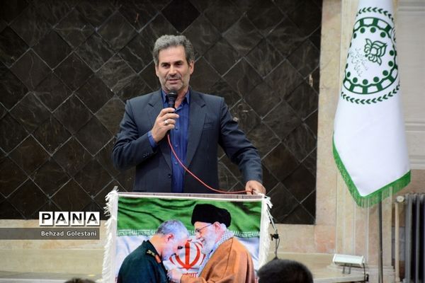 نشست جهاد تبیین اعضای سازمان دانش‌آموزی در اردوی قطب 5  آذربایجان غربی