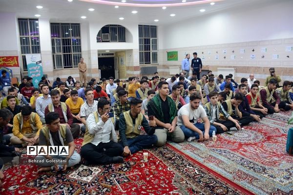 نشست جهاد تبیین اعضای سازمان دانش‌آموزی در اردوی قطب 5  آذربایجان غربی