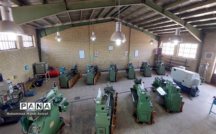 ارتباط بین مراکز تولید و شرکت‌های دانش‌بنیان با مراکز آموزشی باید تقویت شود