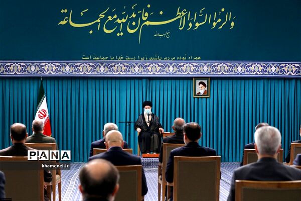 دیدار رئیس‌جمهوری و اعضاء هیئت دولت با رهبر معظم انقلاب اسلامی