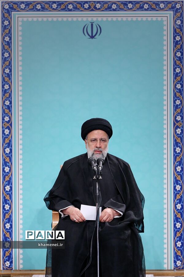 دیدار رئیس‌جمهوری و اعضاء هیئت دولت با رهبر معظم انقلاب اسلامی