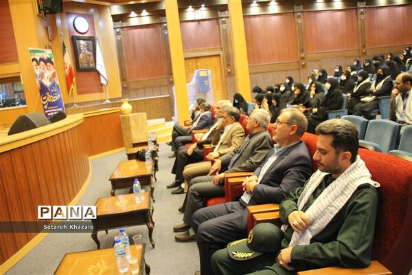 مراسم بزرگداشت هفته دولت به‌میزبانی آموزش و پرورش ناحیه 6 مشهد