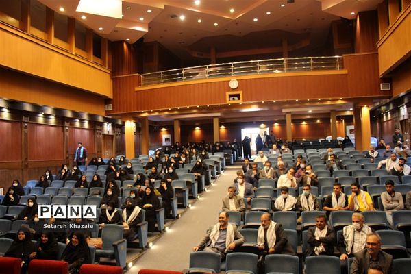 مراسم بزرگداشت هفته دولت به‌میزبانی آموزش و پرورش ناحیه 6 مشهد