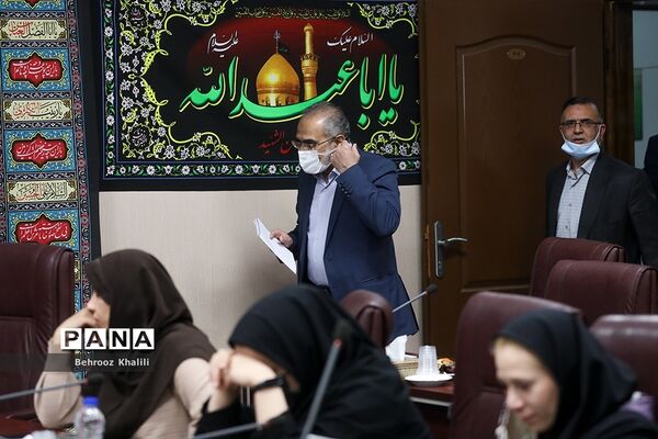 نشست خبری  معاون پارلمانی رئیس جمهوری