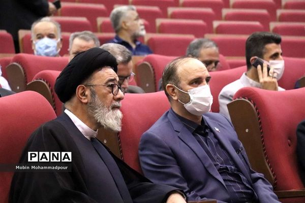 مراسم گرامیداشت یاد و خاطره شهیدان رجایی و باهنر در تبریز