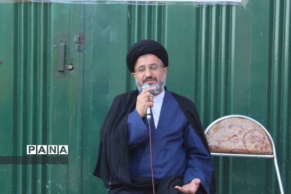 افتتاح و بهره‌برداری پروژهای آموزشی و تولیدی و عمرانی در محمود آباد