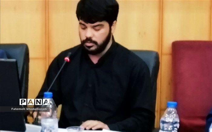 بررسی ابعاد رویکرد تحولی سازمان دانش‌آموزی در نشست هم‌اندیشی معاونان پرورشی استان فارس