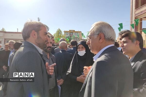 افتتاح مدرسه خیرساز مهرآفرین روستای مهرآباد رودهن در هفته دولت